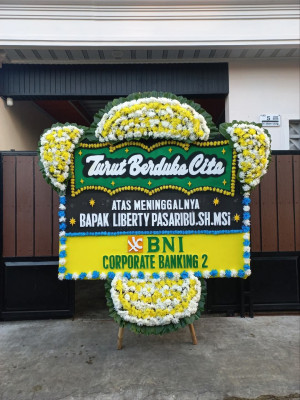Papan Bunga Duka di Kartini